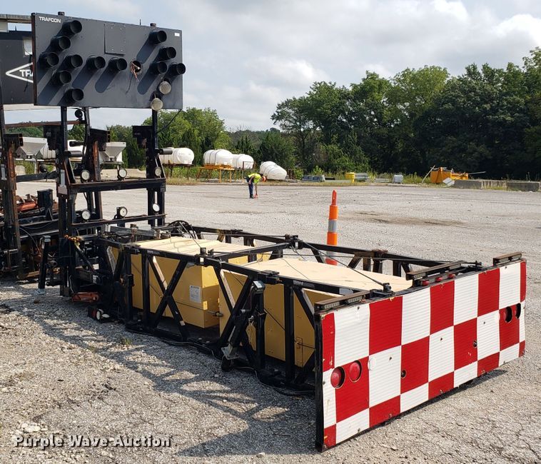 image for item IC9898 Energy Absorption Systems  crash attenuator