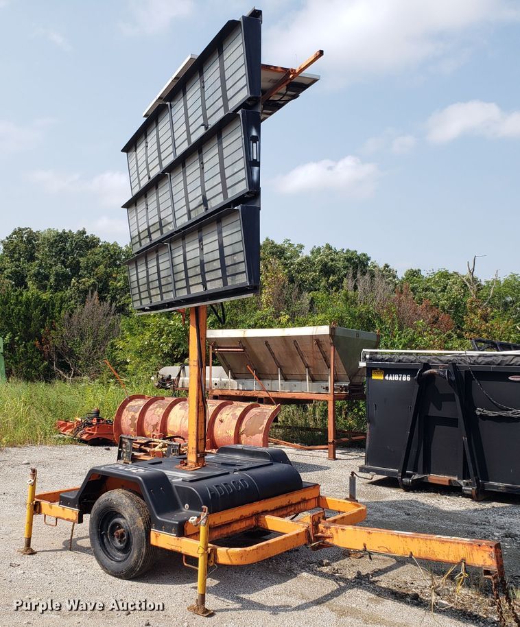 Addco message board trailer in Kansas City, MO Item IC9903 sold