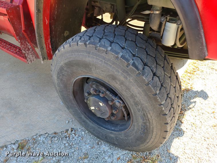 image for item IC9971 2010 Freightliner FLD120  water truck