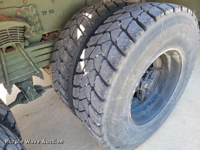 image for item IC9971 2010 Freightliner FLD120  water truck