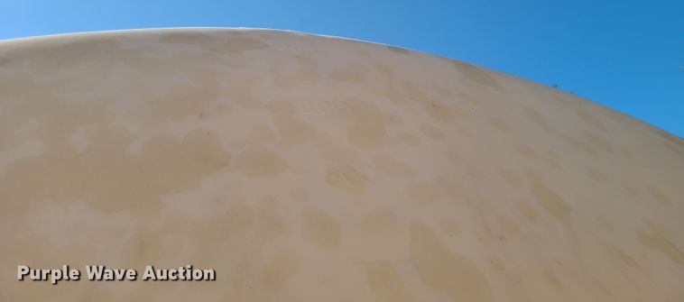 image for item IC9971 2010 Freightliner FLD120  water truck