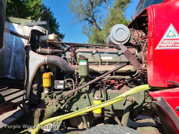 image for item IC9971 2010 Freightliner FLD120  water truck