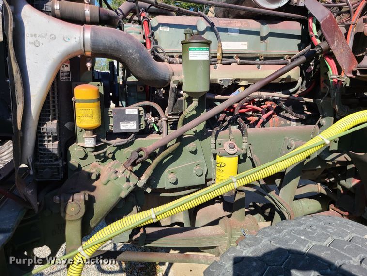 image for item IC9971 2010 Freightliner FLD120  water truck