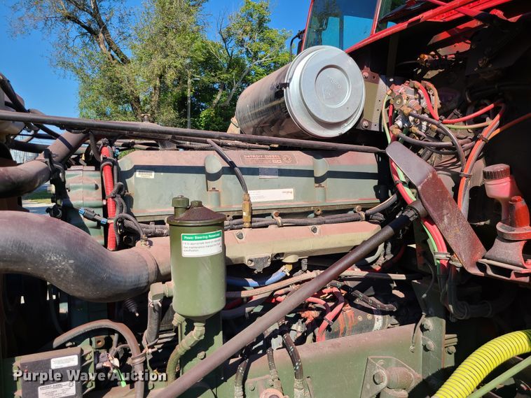 image for item IC9971 2010 Freightliner FLD120  water truck