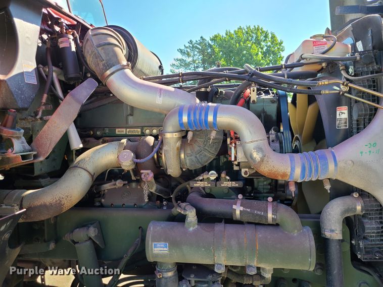 image for item IC9971 2010 Freightliner FLD120  water truck