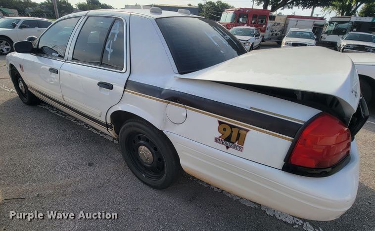 image for item IE9258 2011 Ford Crown Victoria Police Interceptor