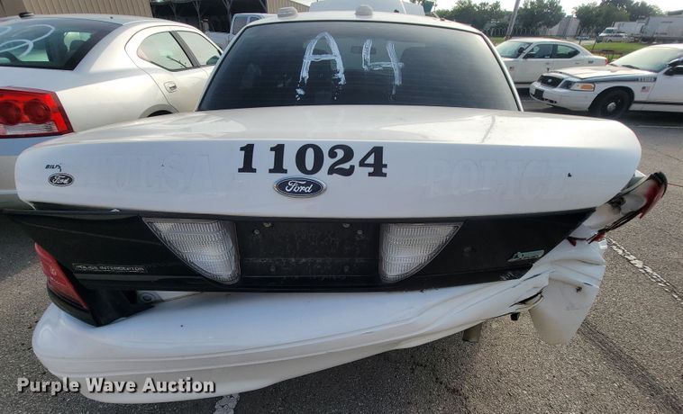 image for item IE9258 2011 Ford Crown Victoria Police Interceptor