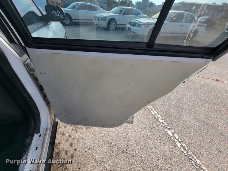 image for item IE9258 2011 Ford Crown Victoria Police Interceptor