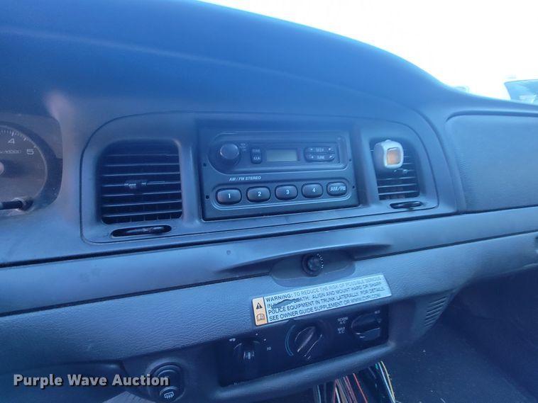 image for item IE9285 2009 Ford Crown Victoria Police Interceptor