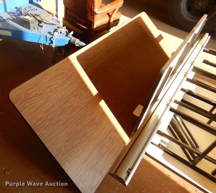 image for item IJ9462 Office supplies and equipment