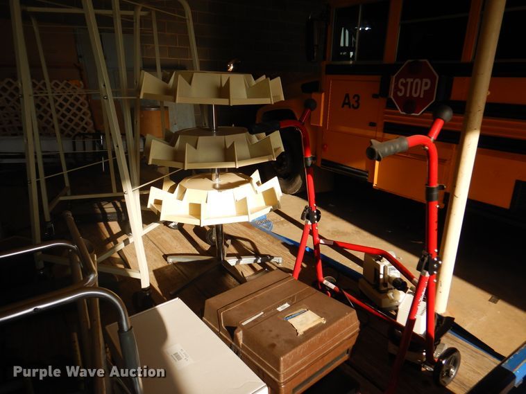 image for item IJ9462 Office supplies and equipment