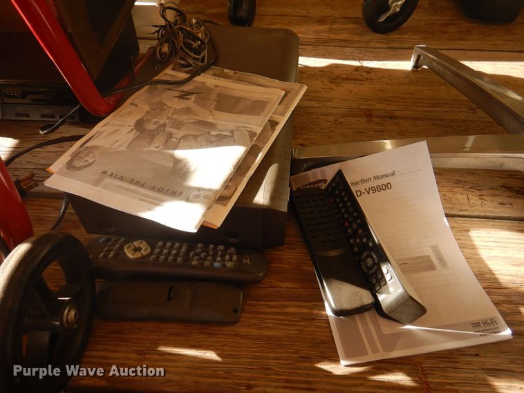 image for item IJ9462 Office supplies and equipment