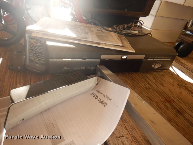 image for item IJ9462 Office supplies and equipment