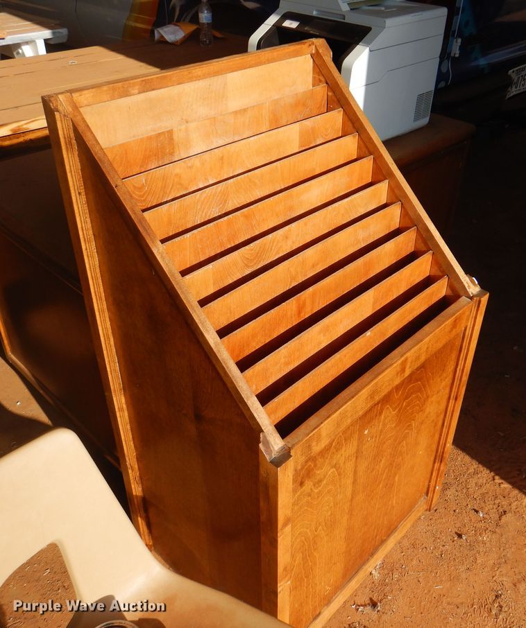 image for item IJ9463 Office supplies and equipment