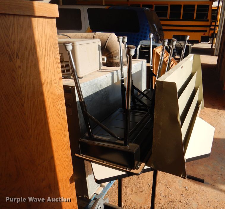 image for item IJ9463 Office supplies and equipment