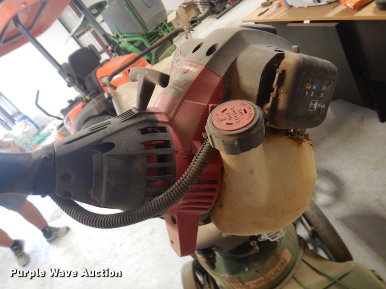 image for item IJ9468 Lawn and garden equipment