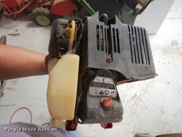 image for item IJ9468 Lawn and garden equipment