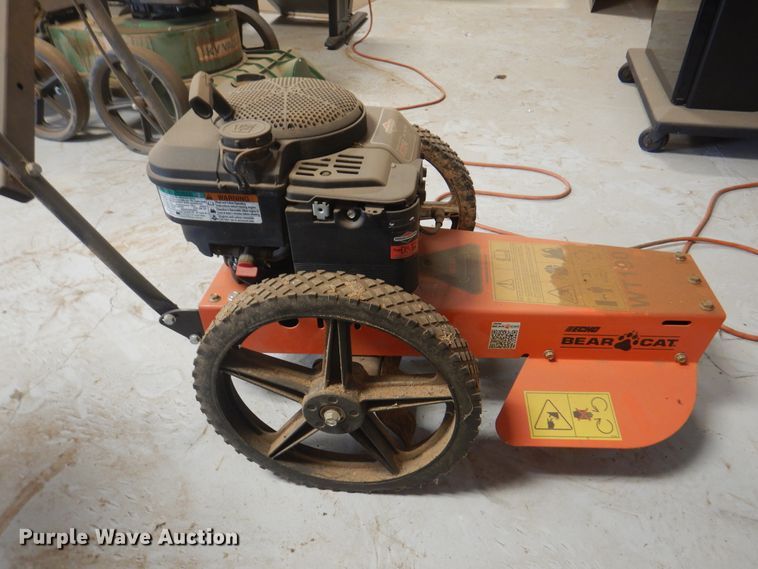 image for item IJ9468 Lawn and garden equipment