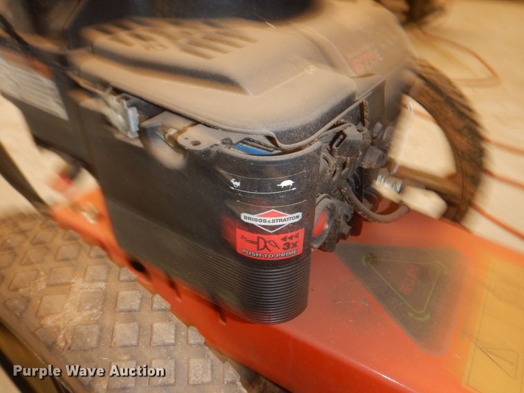 image for item IJ9468 Lawn and garden equipment