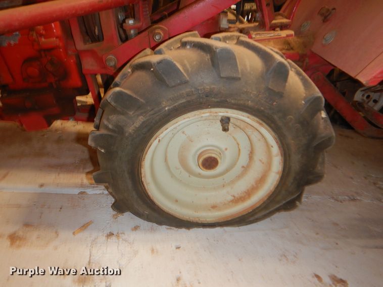 image for item IJ9468 Lawn and garden equipment