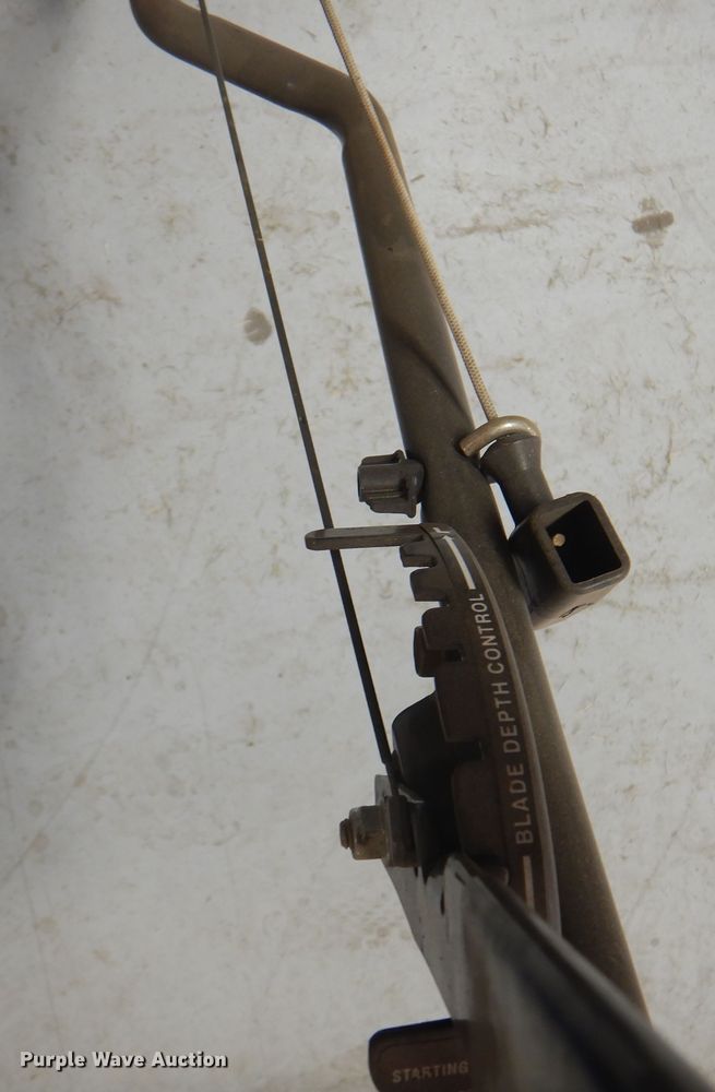 image for item IJ9468 Lawn and garden equipment