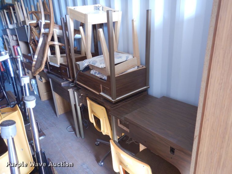 image for item IJ9470 (14) Bernina 200R sewing machines