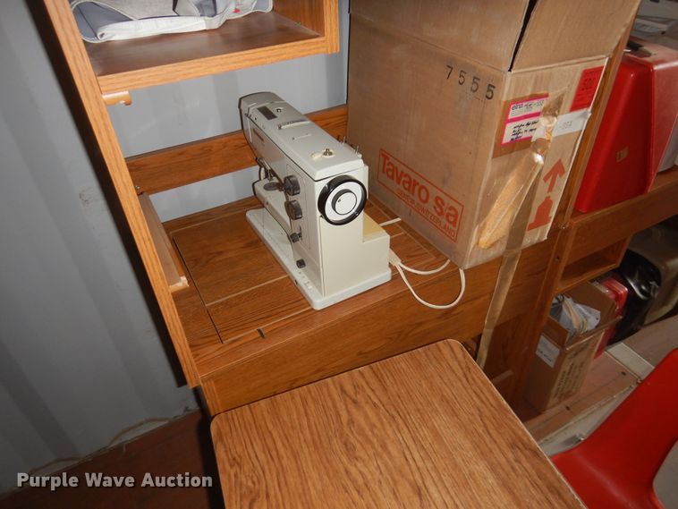 image for item IJ9470 (14) Bernina 200R sewing machines