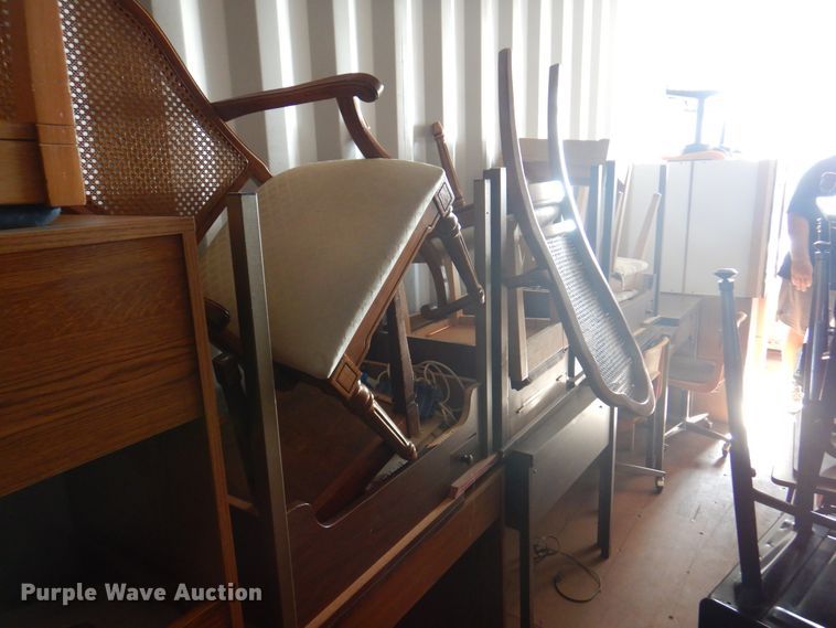 image for item IJ9470 (14) Bernina 200R sewing machines