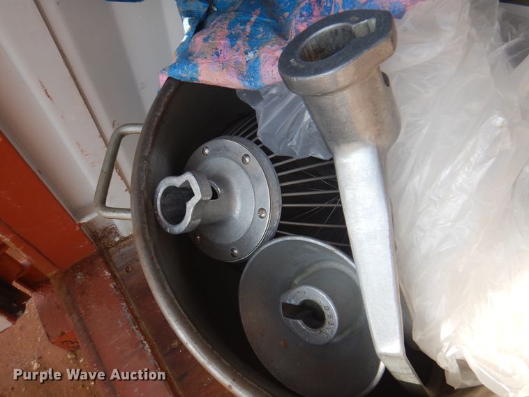 image for item IJ9473 Hobart  mixer