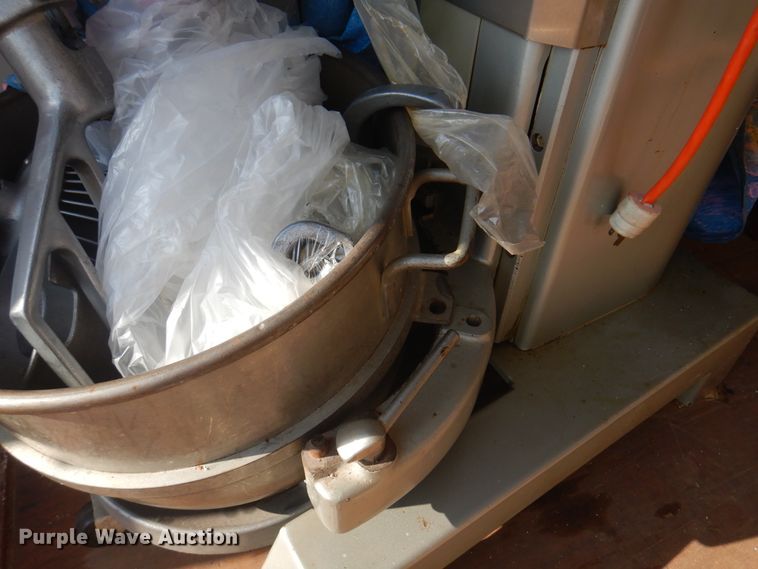 image for item IJ9473 Hobart  mixer