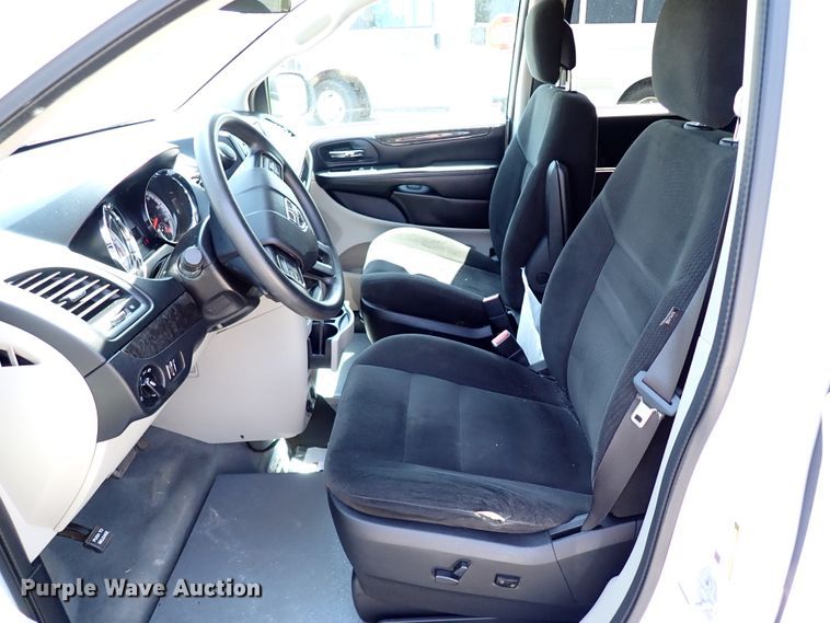 image for item IN9617 2015 Dodge Grand Caravan  handicap accessible van