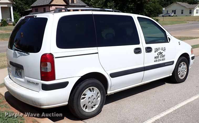 image for item IN9619 2000 Chevrolet Venture  van