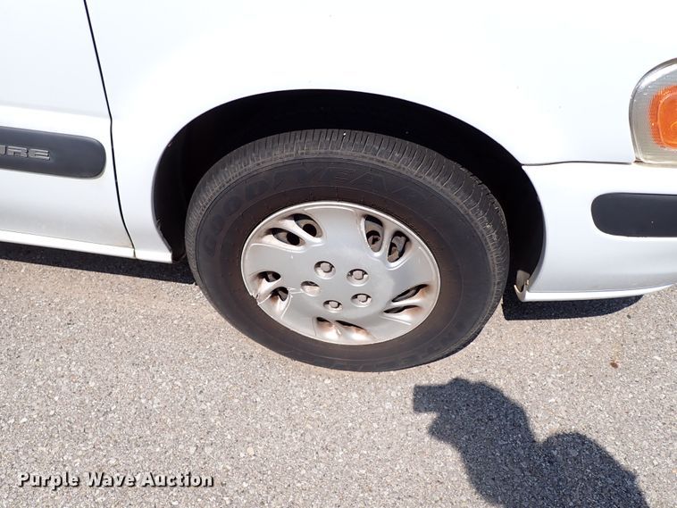 image for item IN9619 2000 Chevrolet Venture  van