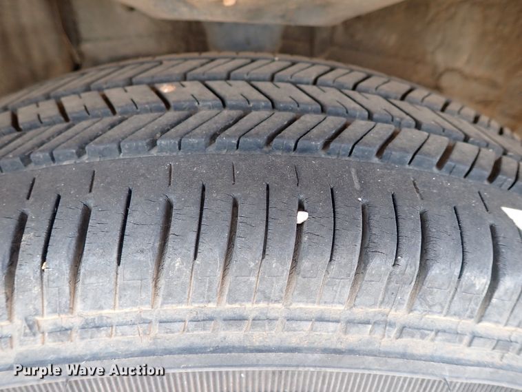 image for item IN9619 2000 Chevrolet Venture  van