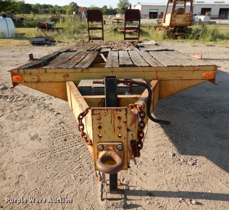 image for item IR9110 1992 Belshe T24  equipment trailer