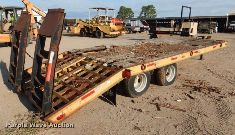 image for item IR9110 1992 Belshe T24  equipment trailer