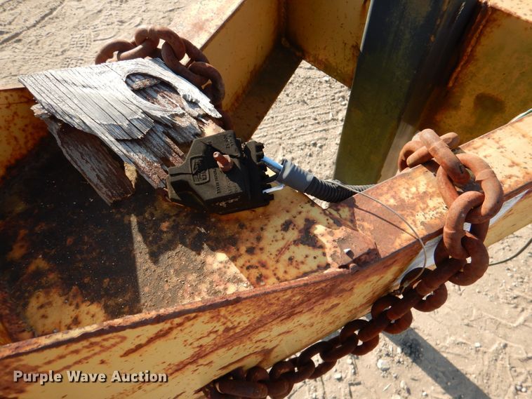 image for item IR9110 1992 Belshe T24  equipment trailer