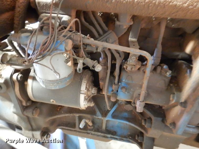 image for item IR9125 Ford 2910  tractor