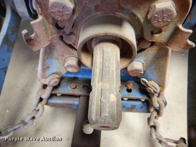 image for item IR9125 Ford 2910  tractor