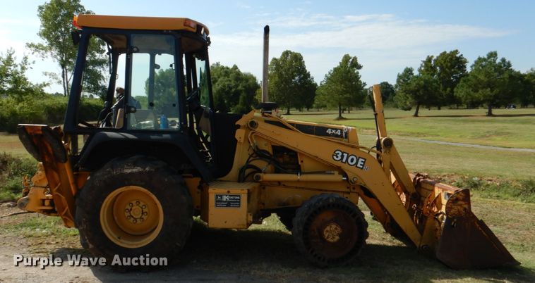 image for item IR9126 1997 John Deere 310E  backhoe