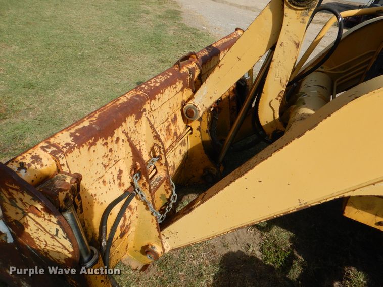 image for item IR9126 1997 John Deere 310E  backhoe