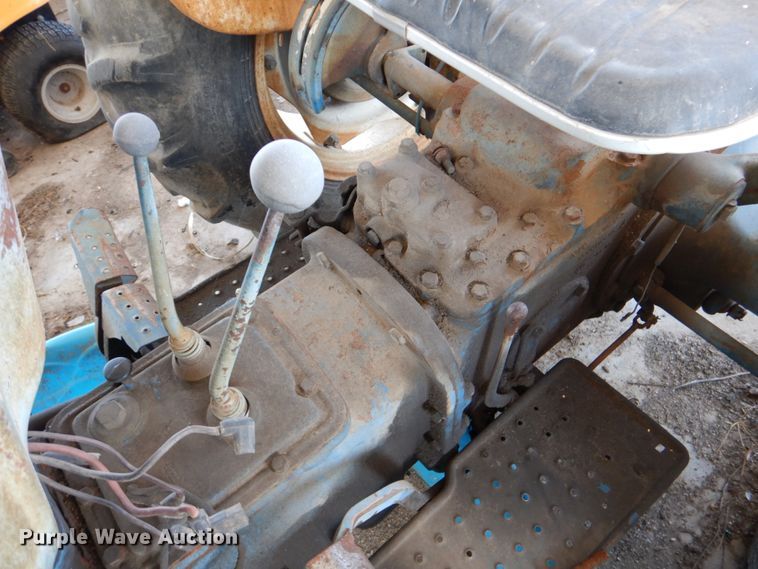 image for item IR9129 Ford 3600  tractor