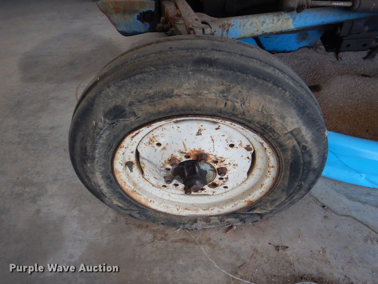 image for item IR9129 Ford 3600  tractor