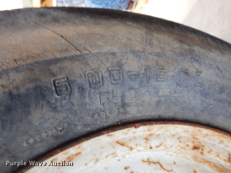 image for item IR9129 Ford 3600  tractor