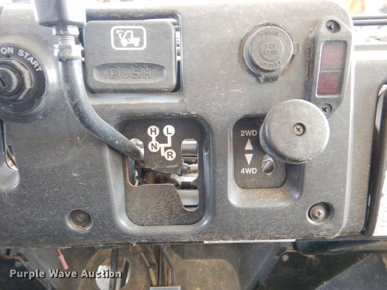 image for item IR9130 2007 Kawasaki Mule 3010  utility vehicle