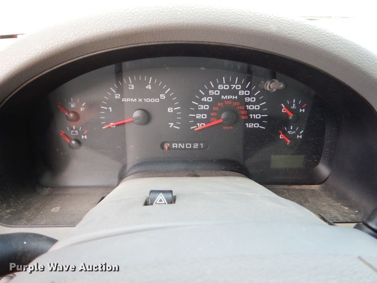 image for item IR9133 2005 Ford F150  SuperCrew pickup truck