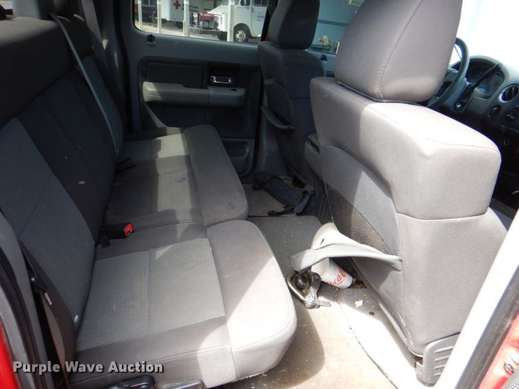 image for item IR9133 2005 Ford F150  SuperCrew pickup truck