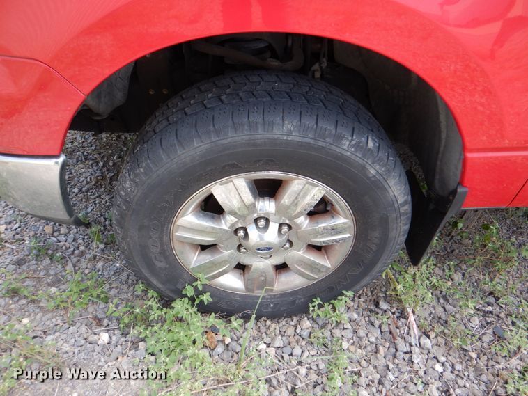 image for item IR9133 2005 Ford F150  SuperCrew pickup truck