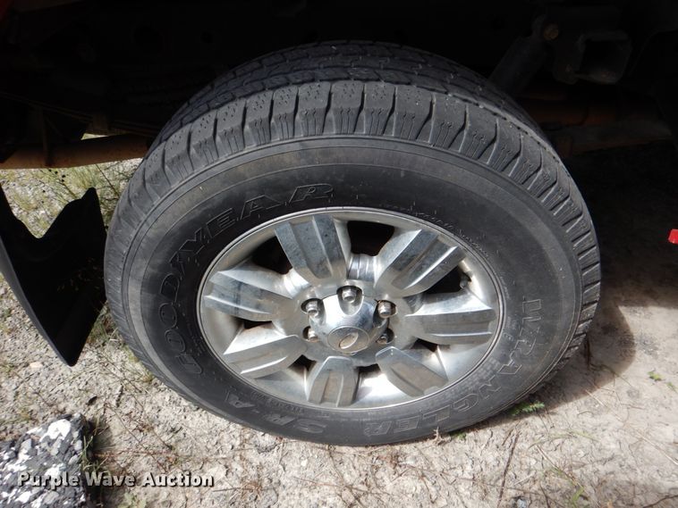 image for item IR9133 2005 Ford F150  SuperCrew pickup truck