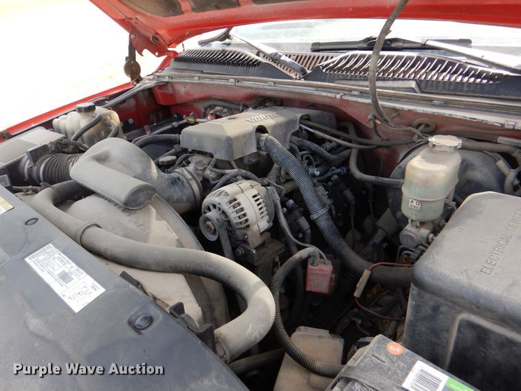 image for item IR9135 1999 Chevrolet Silverado 1500  Ext. Cab pickup truck